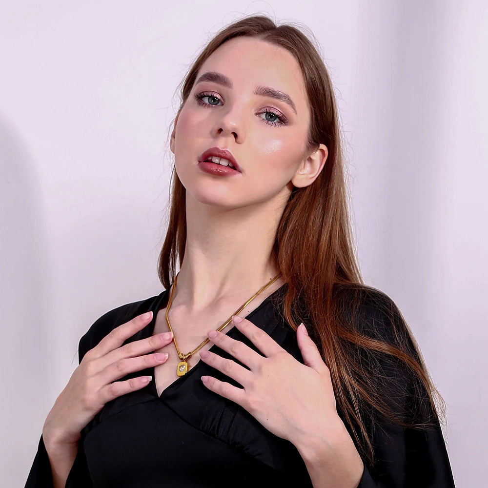 Mia